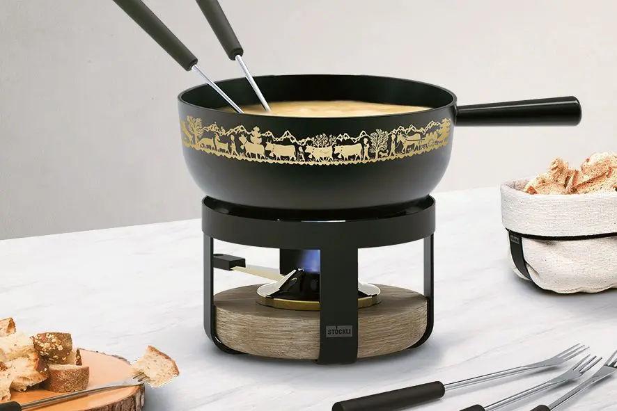 Stöckli Pilatus Wood Classic Alp 22 Fondue-Set
